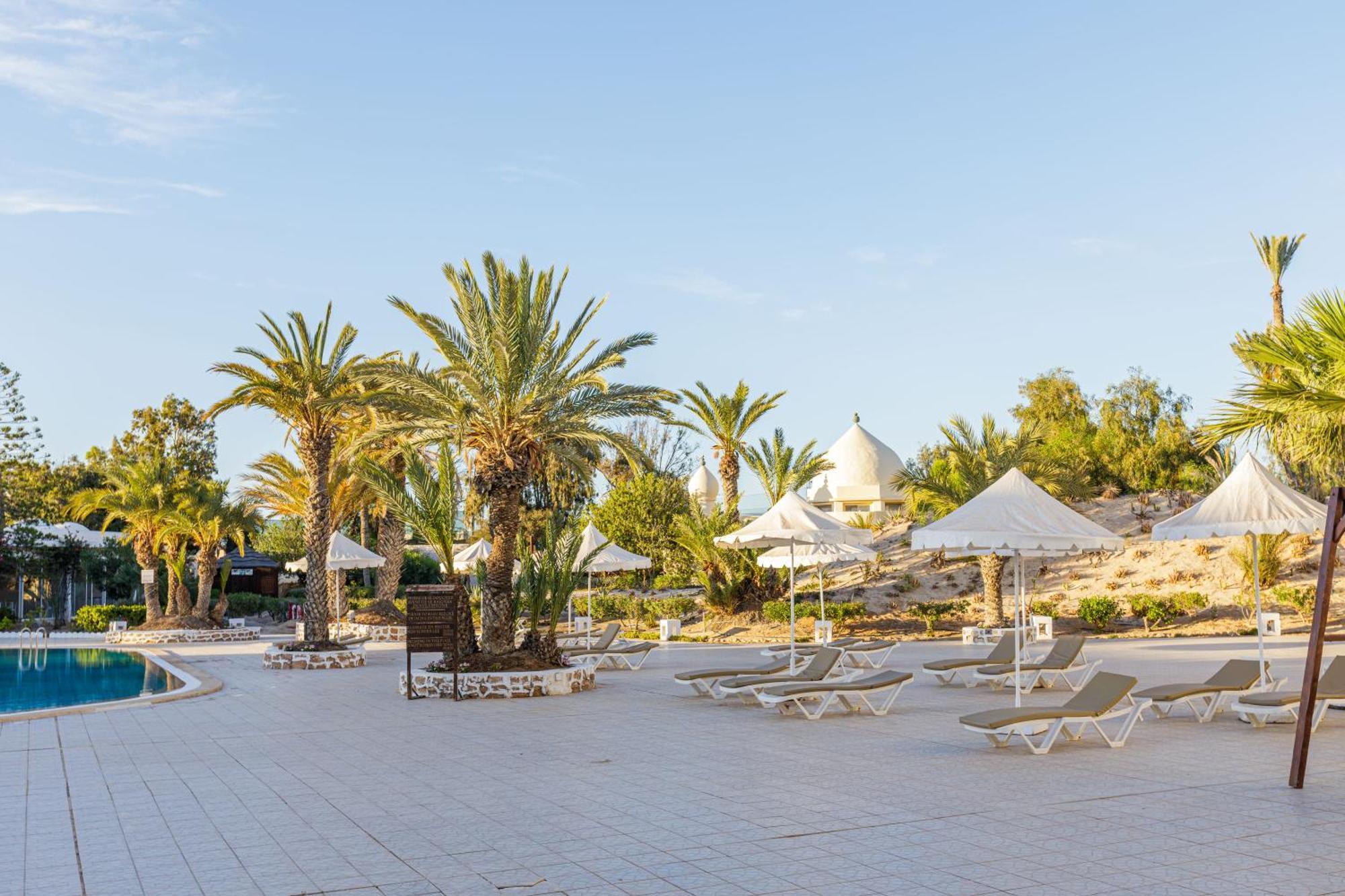 Iris Hotel & Thalasso Mezraia Exterior photo